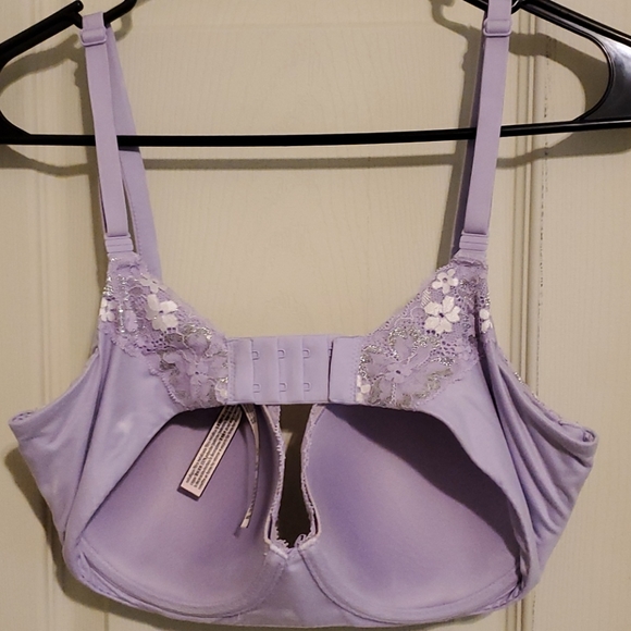 Bra - Picture 2 of 3